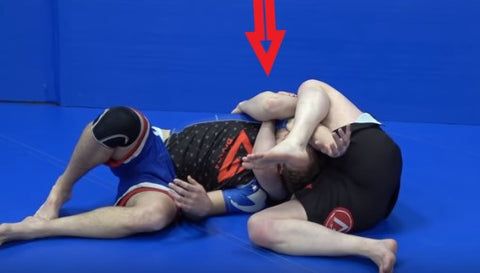 Common anaconda choke mistake compared with correct angle in no gi BJJ