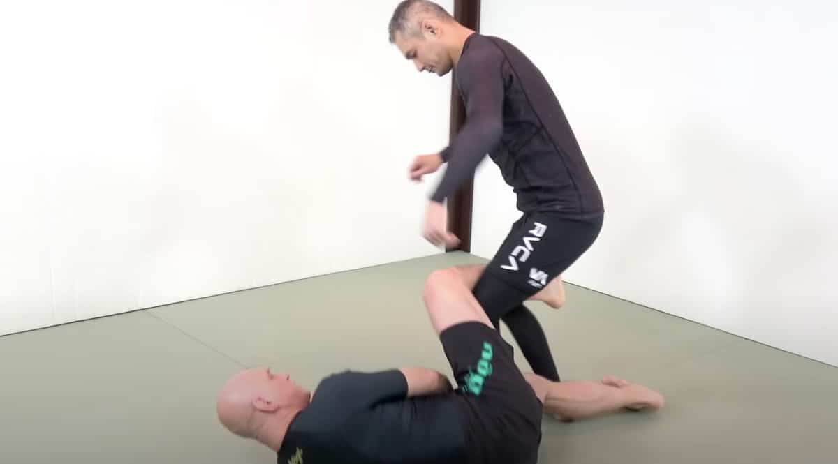 Imanari roll leg lock entry demonstration for no-gi grappling beginners