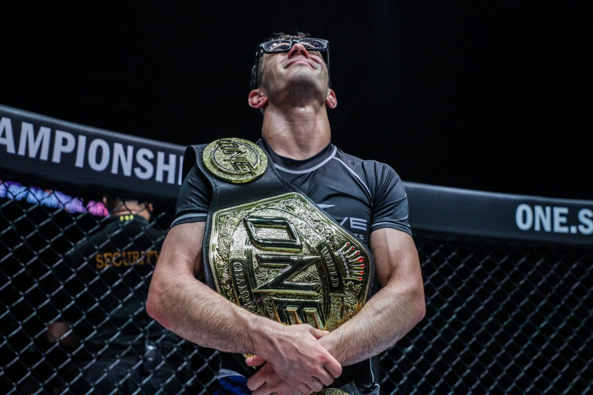 Mikey Musumeci heel hook champion at UFC BJJ no-gi grappling event