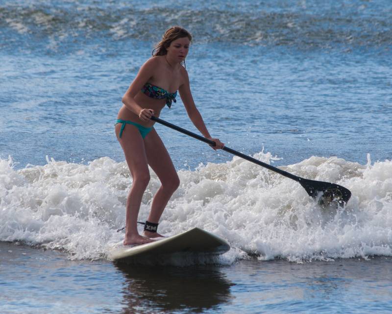 paddle surfing rashguard hanalei bay sup