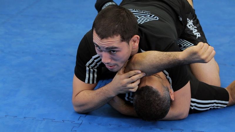Arm triangle choke locked in from side control in no-gi grappling
