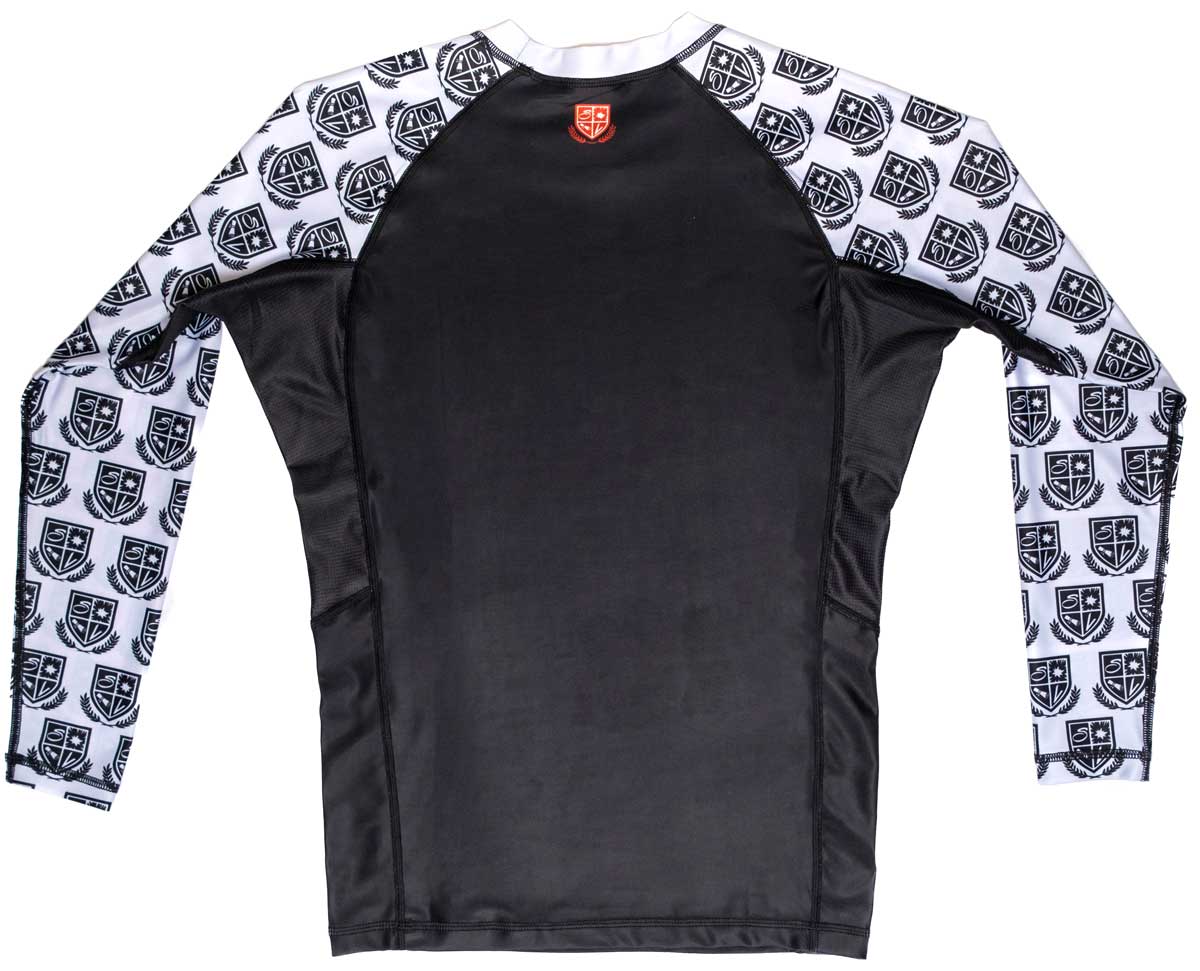 rashguard flatlock stitching
