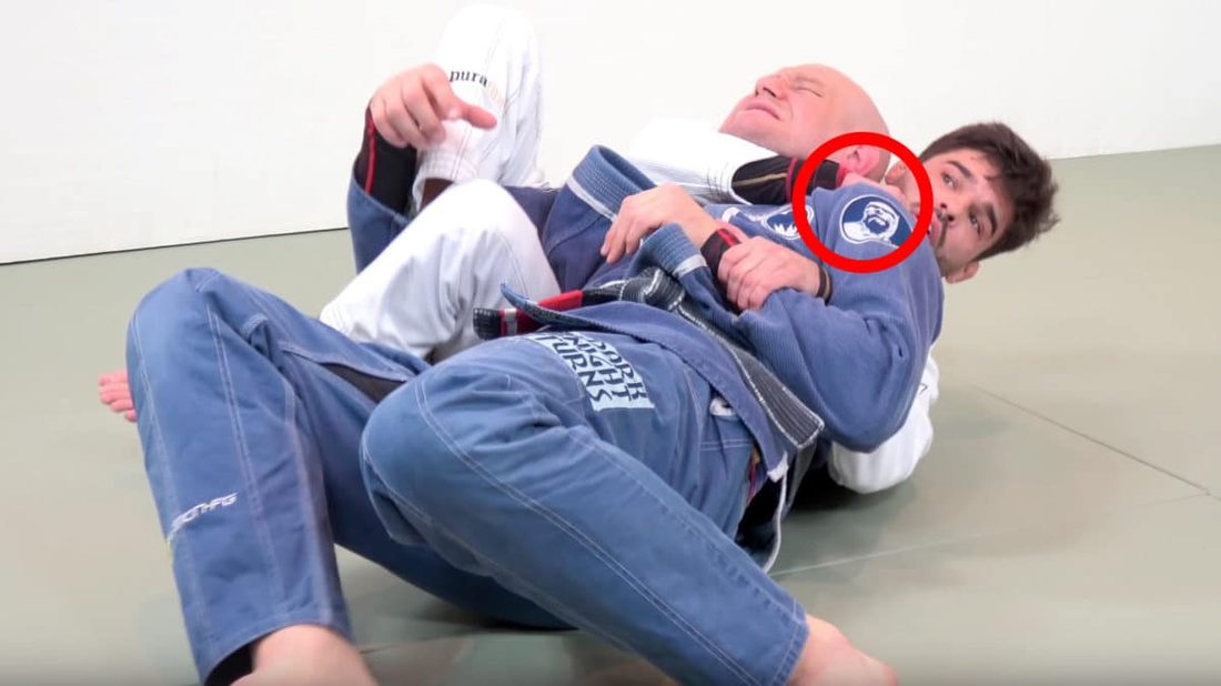 Crucifix BJJ one-handed claw choke no-gi