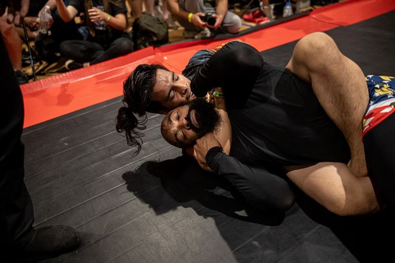 Rear naked choke no gi NAGA tournament finish