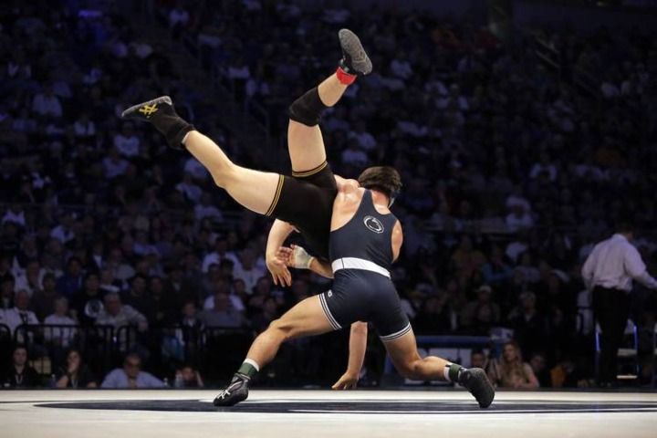 Wrestling double leg takedown used for no-gi BJJ