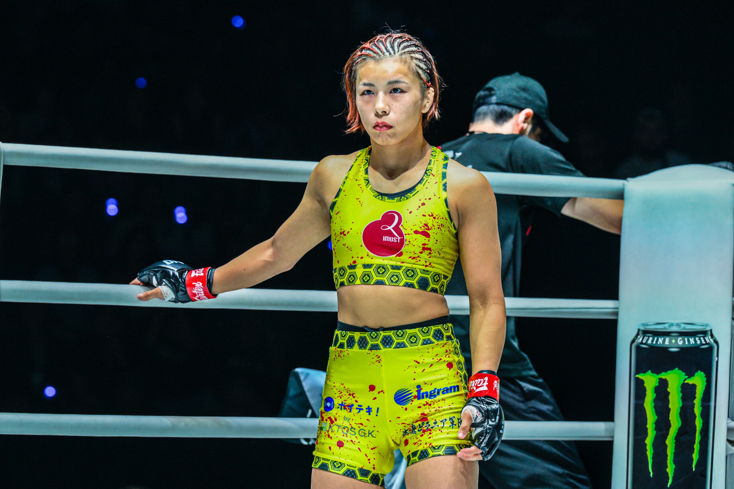 Ayaka Miura submits Macarena Aragon with a scarf-hold americana submission at ONE 169