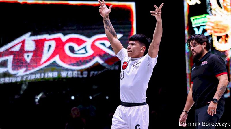 No-gi grappler walking out at ADCC