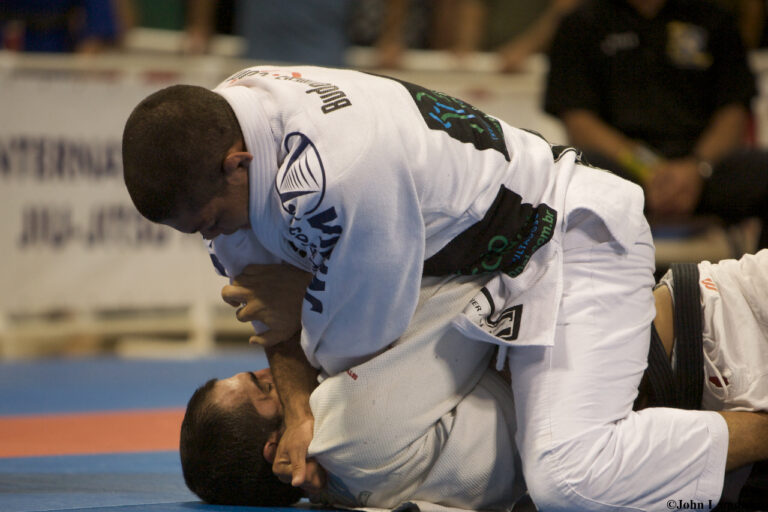 Andre Galvao grappling