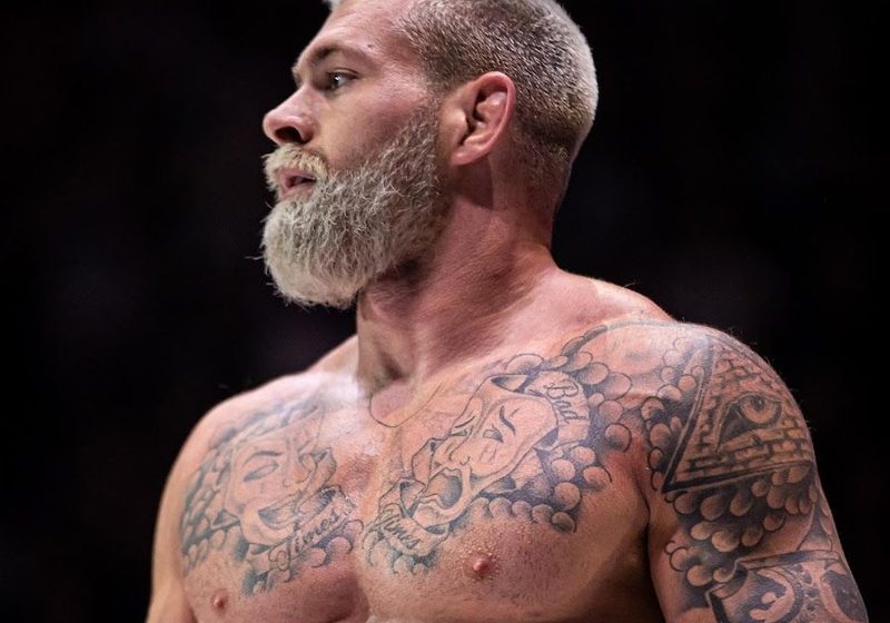 Elite no-gi grappler known for escaping and reversing side control