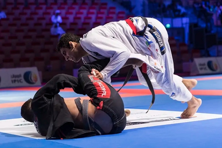 BJJ 101: The Standing Guard Pass