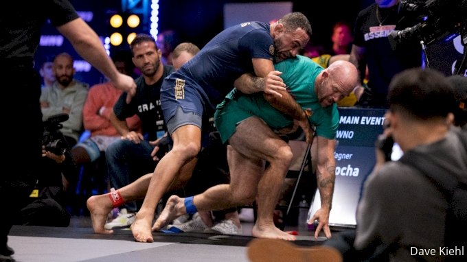 No-gi grappling weekly news roundup rashguard