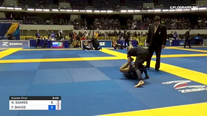 No-gi grappling quarterfinal ground position at IBJJF No-Gi Worlds featuring Ffion Davies