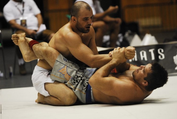 No-gi side control at an ADCC-style grappling competition