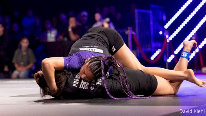 No-gi women's grappling submission control WNO event competition