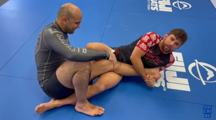 Outside ashi garami leg entanglement control in no-gi grappling