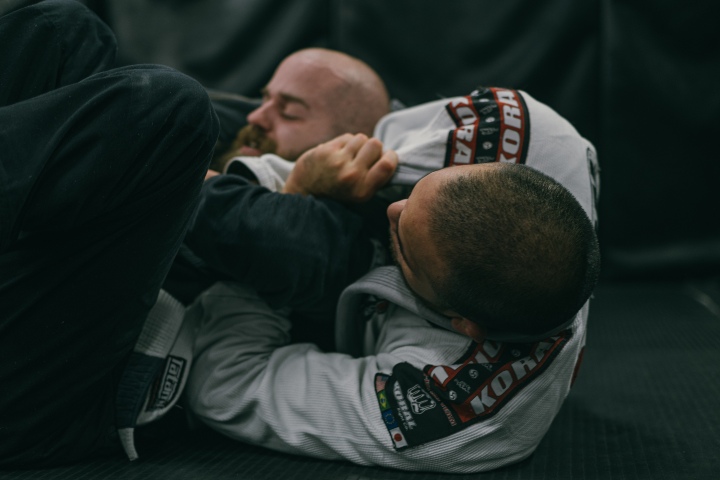 How To Survive Your First Ever BJJ Training Sessionโฆ