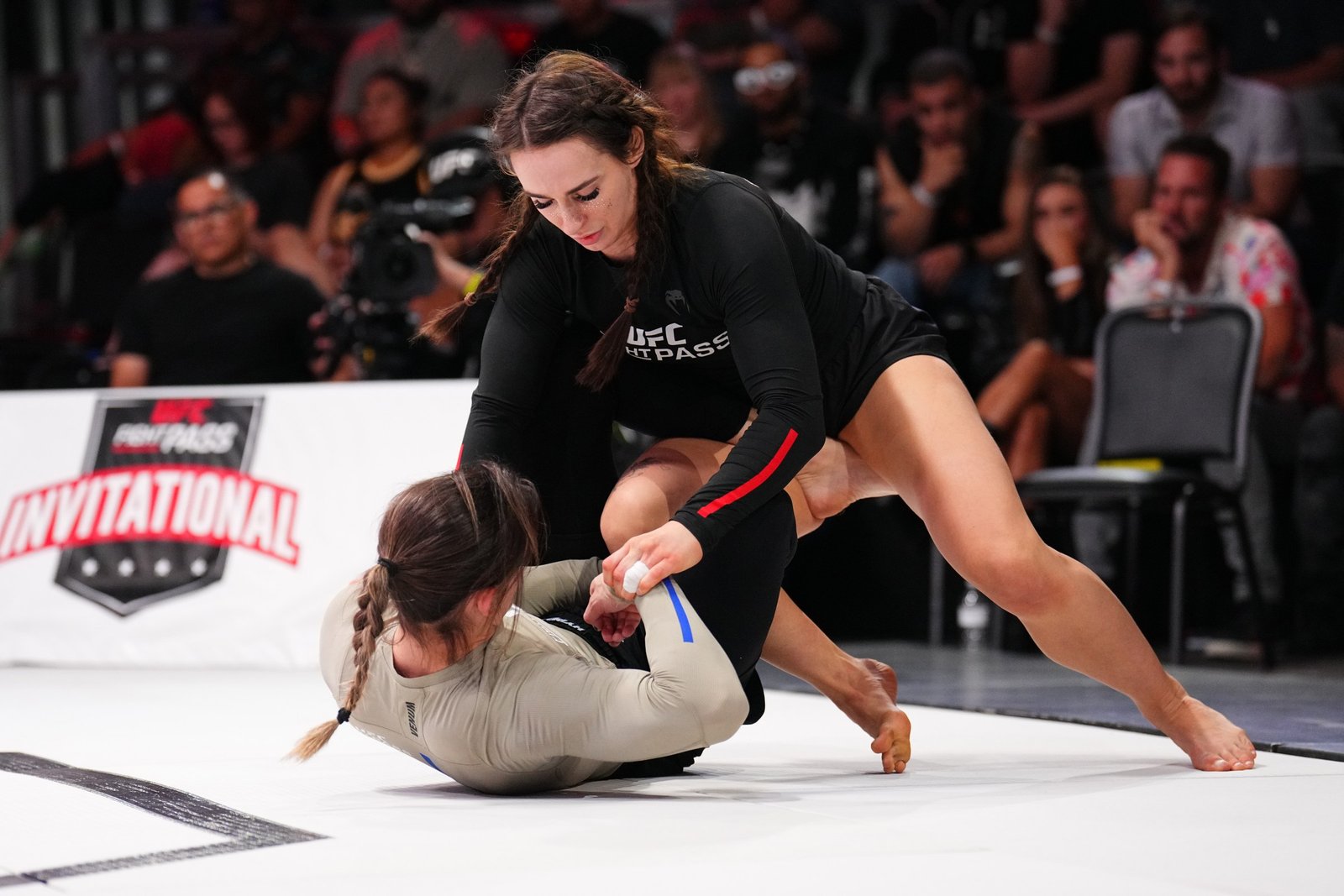 Ffion Davies grapples Adele Fornarino during the UFC Fight Pass Invitational event at UFC APEX on May 29, 2025 in Las Vegas,