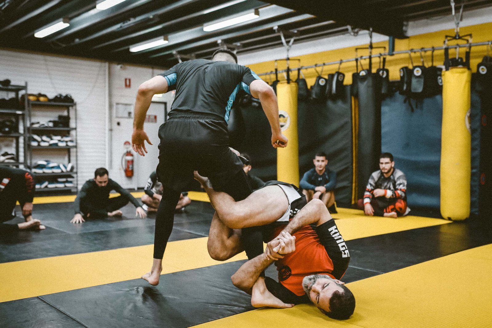 ADCC leg lock entanglement