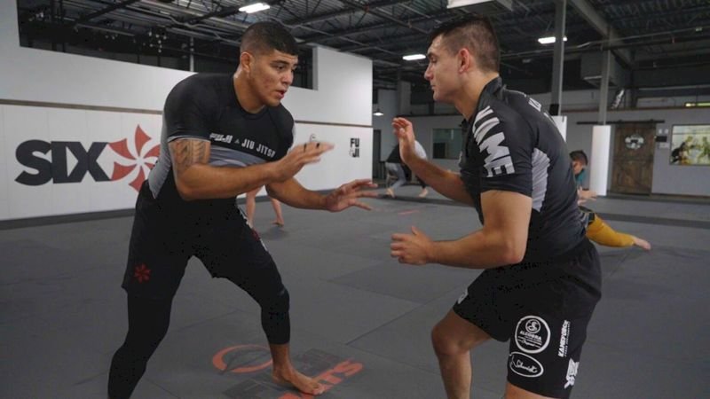 no-gi grappling standup approach collar tie wrestling