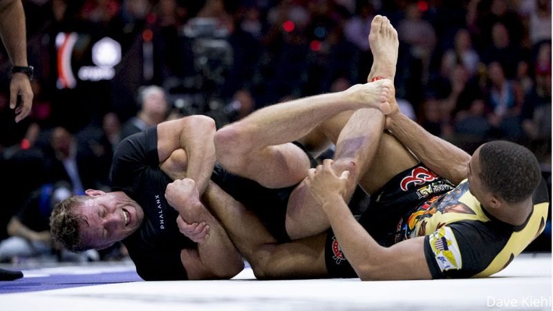 ADCC 2024 no-gi leg entanglement — leg lock entry from top control