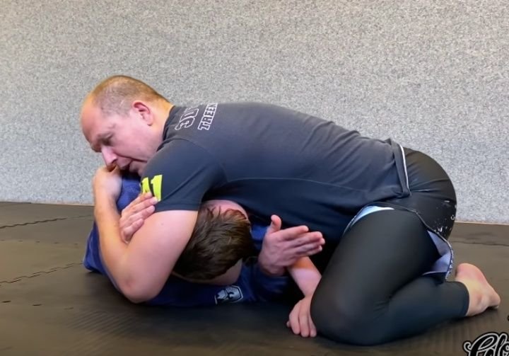 darce choke defense techniques in no-gi BJJ - proper arm positioning