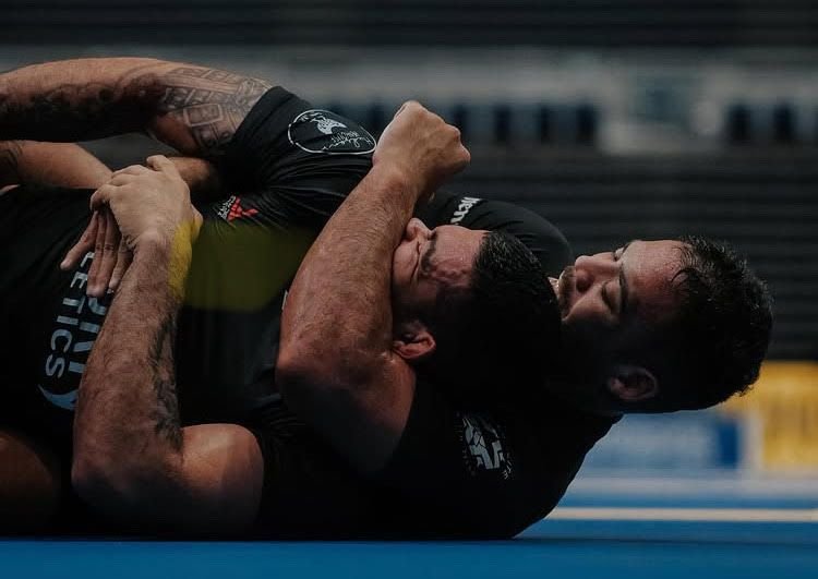 no-gi grappling throw competition Elder Cruz