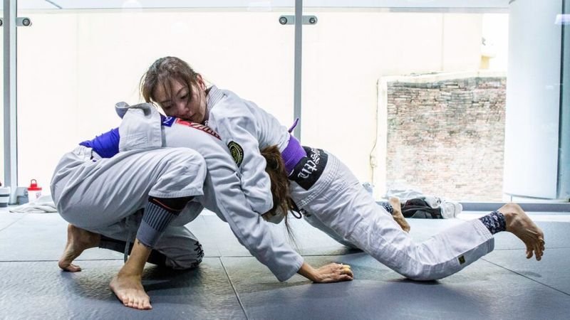 front headlock bjj no gi position