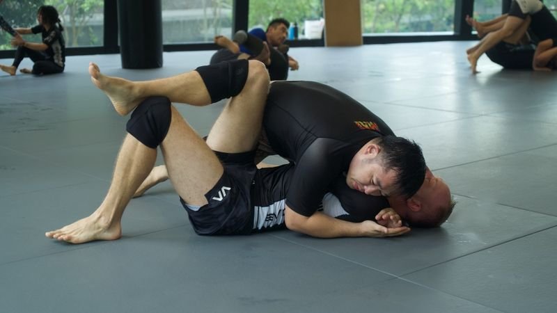 no gi side control after guillotine escape