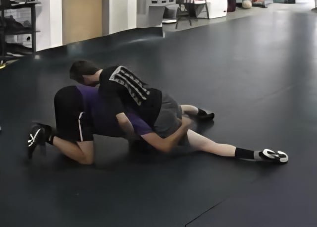 r/wrestling - Getting out of a deep sprawl
