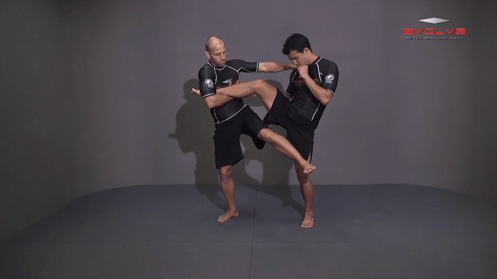 Outside Single Leg To Front Trip