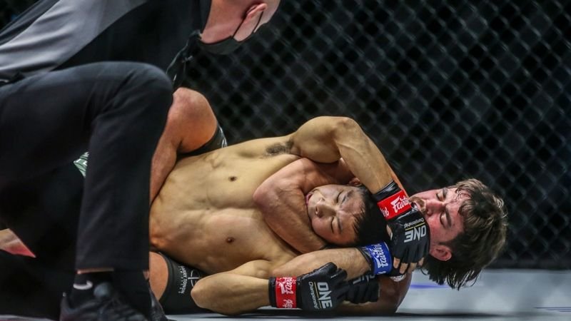 Garry Tonon rear naked choke no-gi submission competition