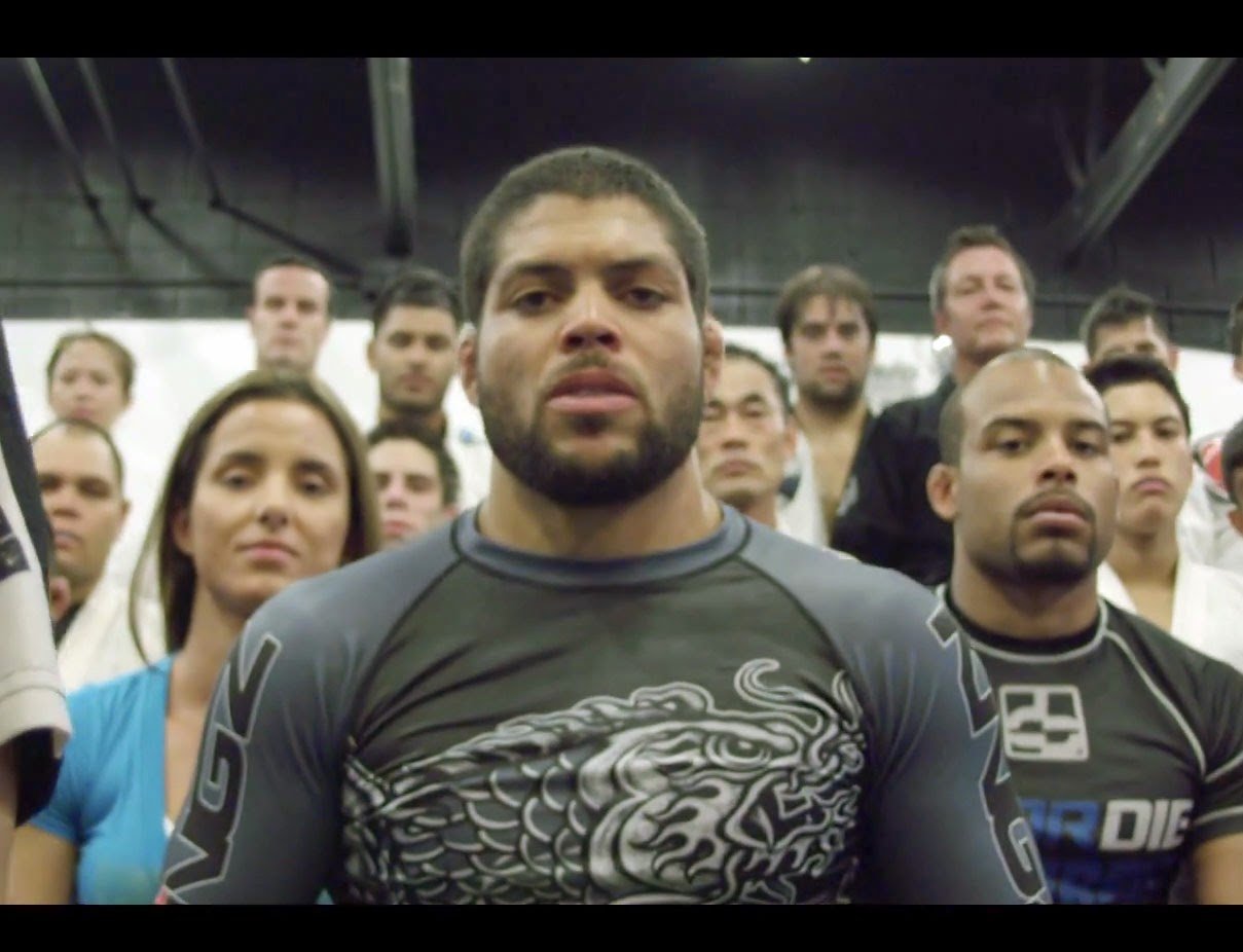 Andre Galvao rashguard