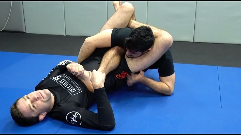triangle choke setup from guard no gi