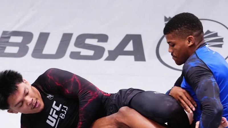 Jalen Fonacier controls Kleber Barbosa in the UFC BJJ bantamweight title fight