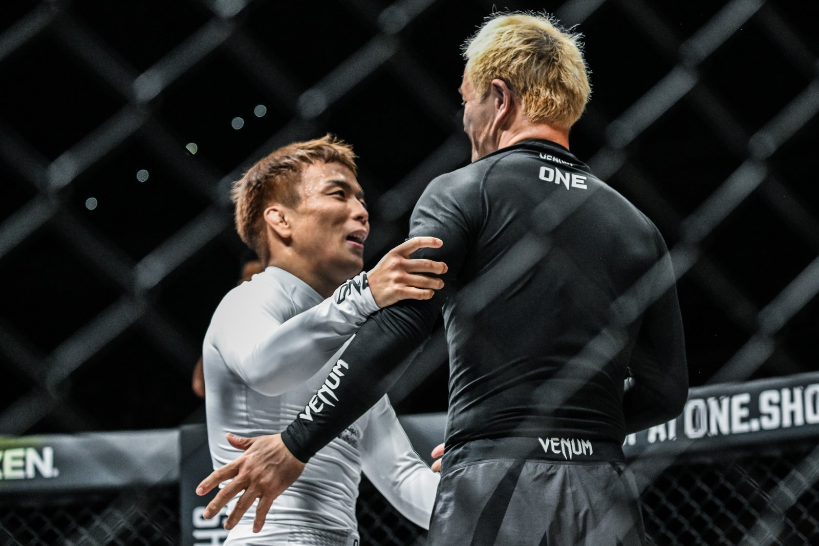 Masaki Takeura locks in a heel hook submission over Yoshinari Fukushima at ONE Samurai 4