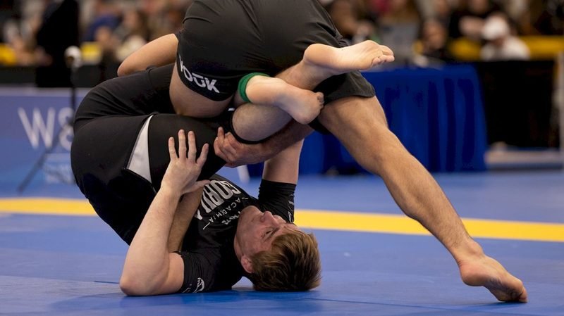 Pawel Jaworski attacks a leg entanglement during his 2026 no-gi season